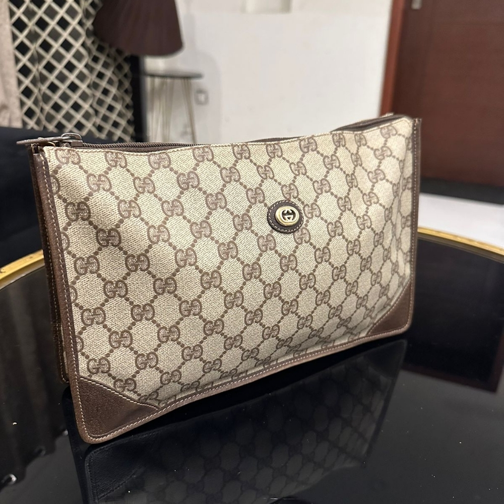 Gucci clutch